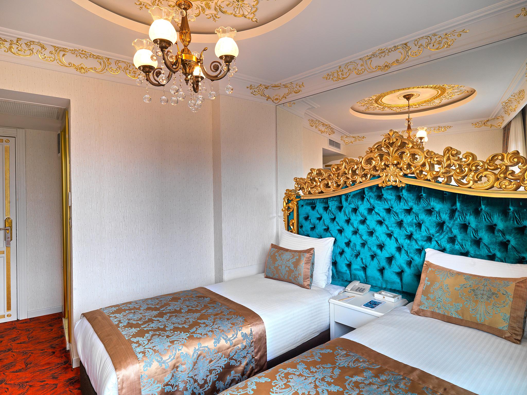 White Monarch Hotel Istanbul Exterior photo