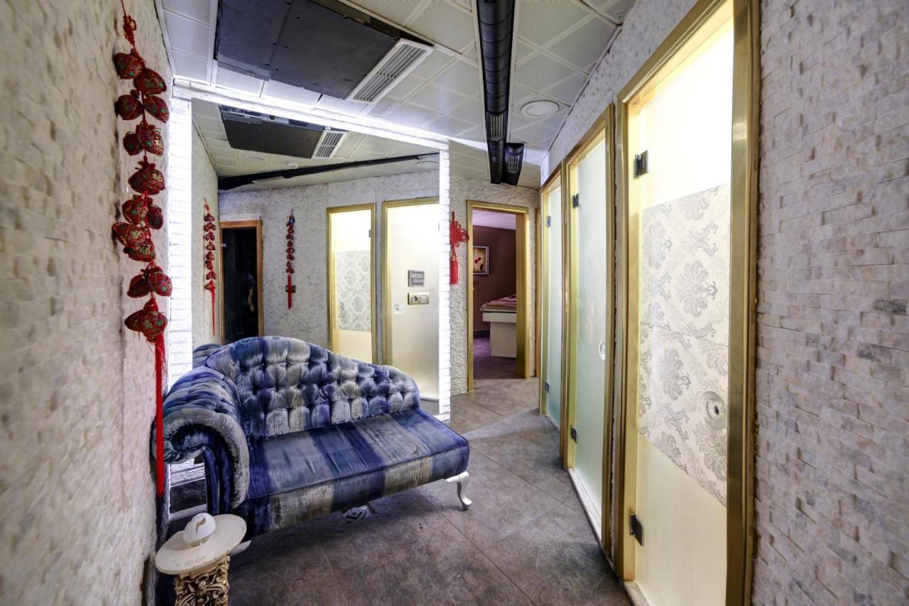 White Monarch Hotel Istanbul Exterior photo